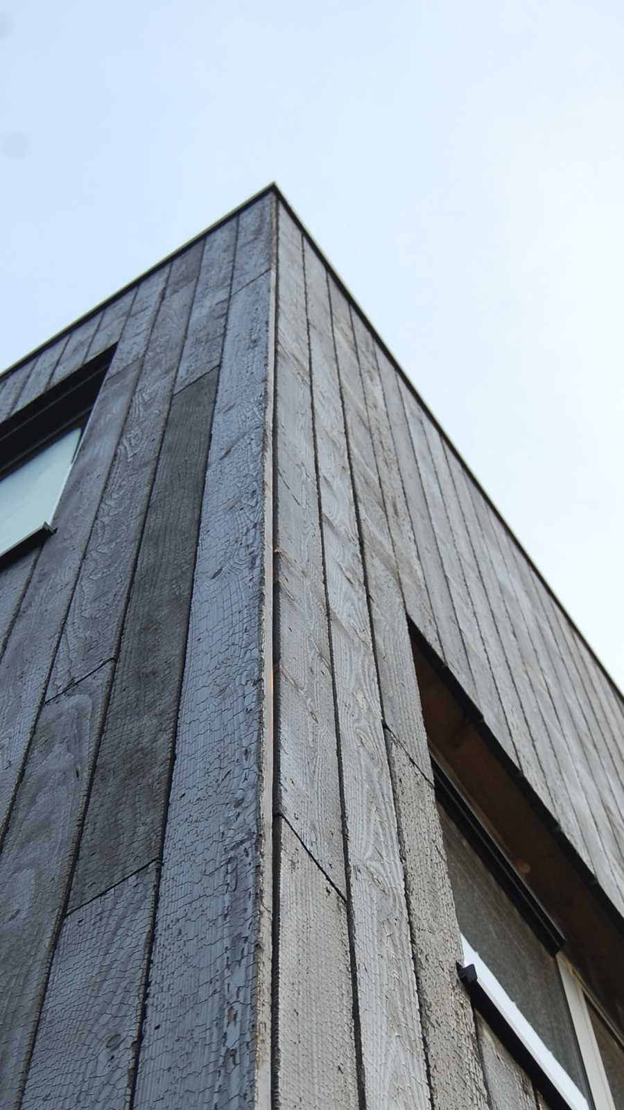 Moderne Woning Zwart Hout Minimalistisch Architectuur Design Detail©Tijmen Bos Architecten