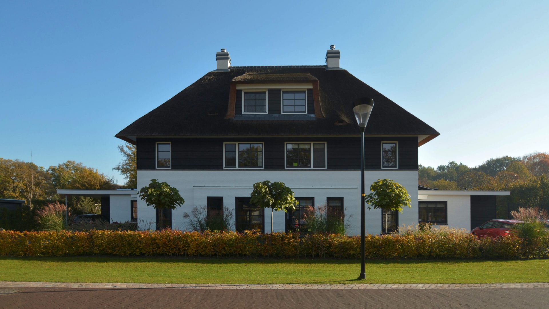 Nieuwbouw Woning Riet Landelijk Wit Zwart Hout 2O1 Kap©Tijmen Bos Architecten6
