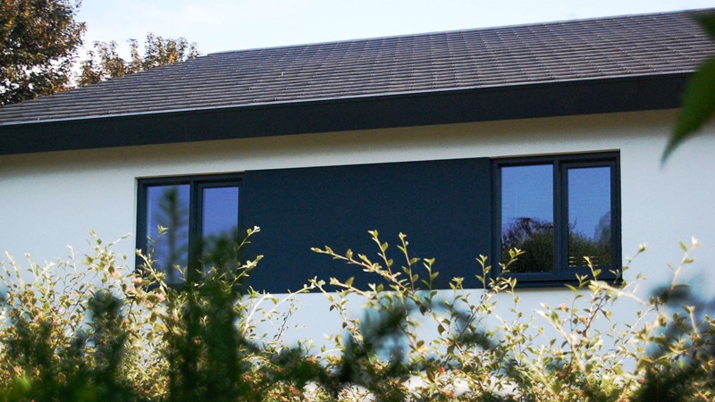 Verbouwing Moderne Woning Architectuur Ontwerpen Raalte Wit Stucwerk Vlakke Pan Antraciet © Tijmen Bos Architecten Deventer 1920X1080