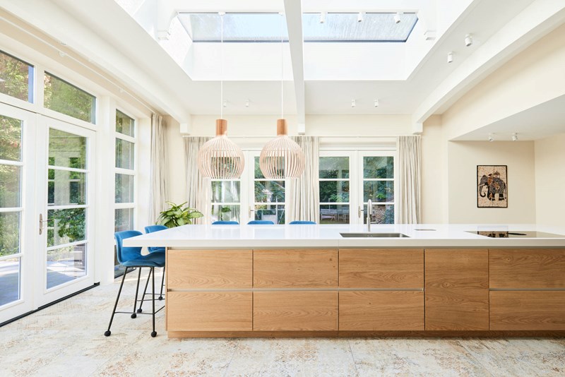 Aanbouw Woonkeuken Daglicht Kookeiland Lichtstraat ©Tijmen Bos Architecten
